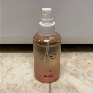 Maskara Stay Setting Spray